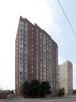 2470 Eglinton Ave W Apartments