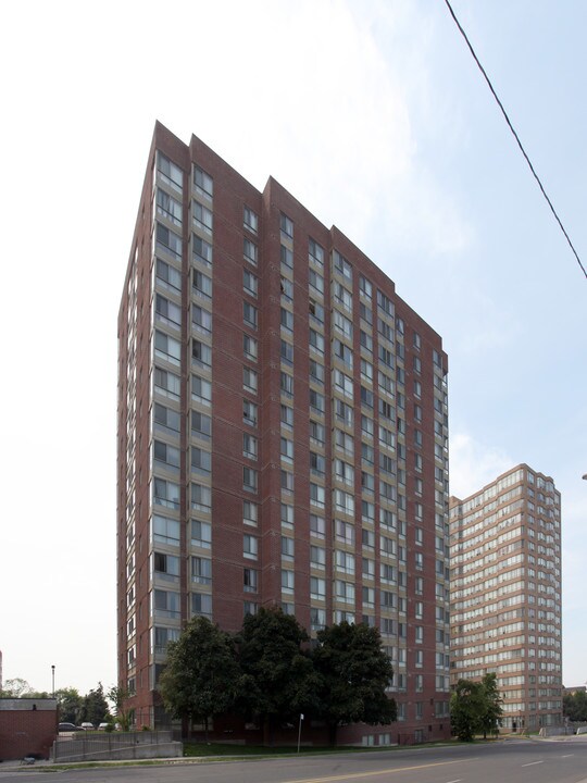 2470 Eglinton Ave W in Toronto, ON - Building Photo