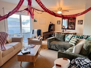 305 Green Briar St, Unit 13 in Deridder, LA - Foto de edificio - Building Photo