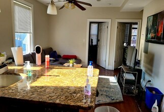 719 Parker St, Unit 3 in Boston, MA - Building Photo - Building Photo