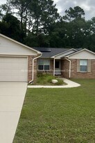 2254 Calle De Cantabria in Navarre, FL - Building Photo