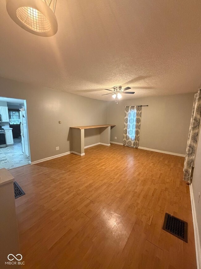 3037 Meredith Ave in Indianapolis, IN - Building Photo - Building Photo