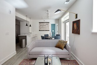 816 Potomac Ave SE-Unit -T03 in Washington, DC - Building Photo - Building Photo