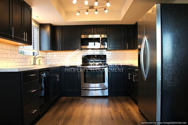 7400 Stinson Ave in Gig Harbor, WA - Building Photo - Building Photo