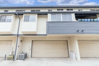 11136 Maple St in Los Alamitos, CA - Building Photo - Building Photo