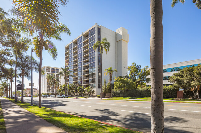 Bellefontaine Tower in San Diego, CA - Building Photo - Building Photo