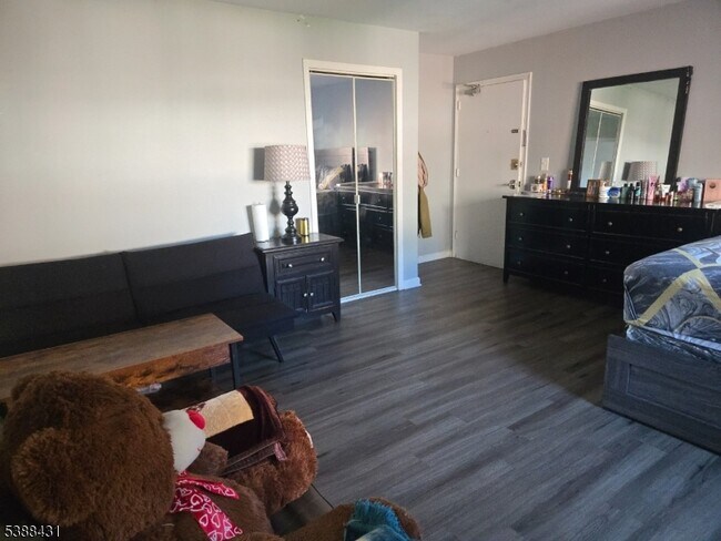 245 Passaic Ave in Passaic, NJ - Building Photo - Building Photo