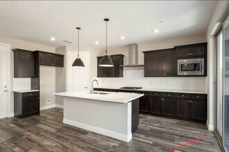 11293 N Alicante Dr in Fresno, CA - Building Photo - Building Photo