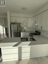 2 Riley Park Dr in Haldimand, ON - Building Photo - Building Photo