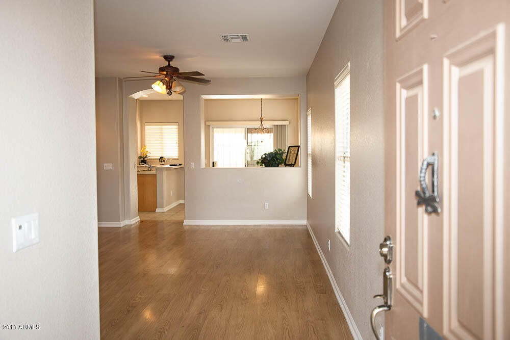 3725 E Remington Dr in Gilbert, AZ - Building Photo