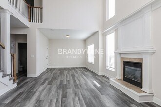 1403 SW Addie Ln in Grain Valley, MO - Building Photo - Building Photo