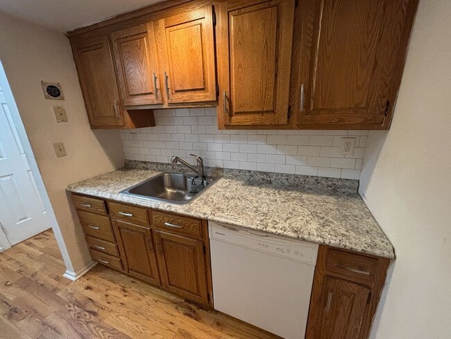 property at 183 Livingston Pl