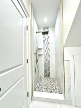 11 Burrell St, Unit 1 in Boston, MA - Building Photo - Building Photo