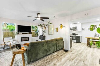 909 N 30th St in Waco, TX - Building Photo - Building Photo