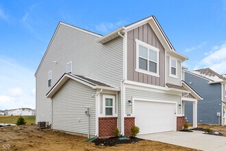 9237 Larson Dr in Pendleton, IN - Building Photo - Building Photo