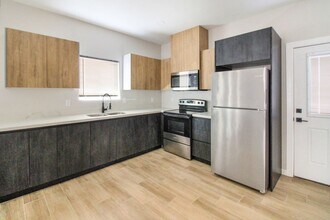 11003 N 36th Ln in McAllen, TX - Building Photo - Building Photo