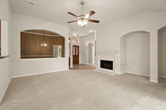 308 Green Cedar Dr in League City, TX - Building Photo - Building Photo