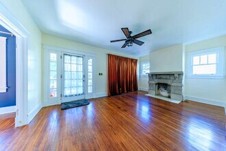 1806 Russell St in Nashville, TN - Building Photo - Building Photo