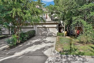 230 W Stedhill Loop in Conroe, TX - Foto de edificio - Building Photo