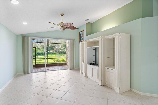 7284 W Mercada Way in Delray Beach, FL - Building Photo - Building Photo