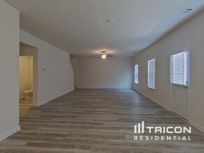 928 Hesston Dr in Locust Grove, GA - Building Photo - Building Photo
