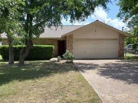 2210 N Celia Dr in Cedar Park, TX - Building Photo