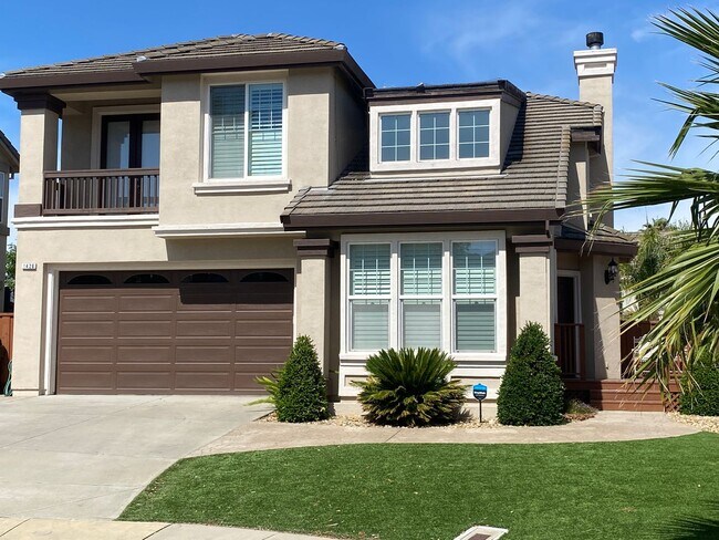 property at 1426 Aspen Ct