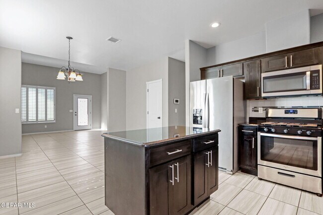 14365 Jonathan K. Molina Ct in El Paso, TX - Building Photo - Building Photo