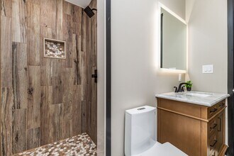 222 S Grandview Ave in Dubuque, IA - Building Photo - Building Photo