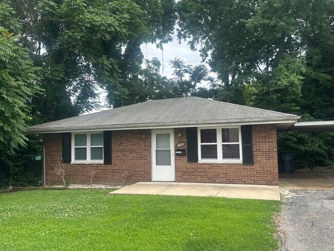 property at 100 Highland Pl