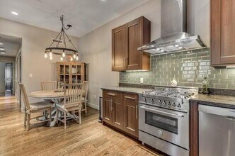 45 Vinton St, Unit 3 in Boston, MA - Foto de edificio - Building Photo