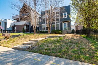 1426 15th Ave S in Nashville, TN - Building Photo - Building Photo