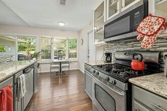 5608 Cordell Ln in Austin, TX - Building Photo - Building Photo