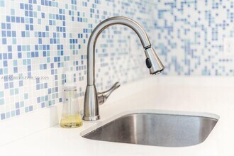 53 NE 49th St in Miami, FL - Building Photo - Building Photo