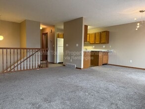 2733-33 1/2 Avenue S in Fargo, ND - Building Photo - Building Photo