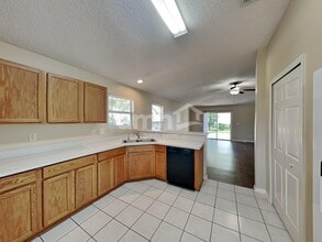 14428 Woodfield Cir N in Jacksonville, FL - Building Photo - Building Photo