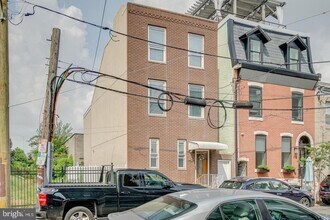 1030 Marlborough St in Philadelphia, PA - Building Photo - Building Photo