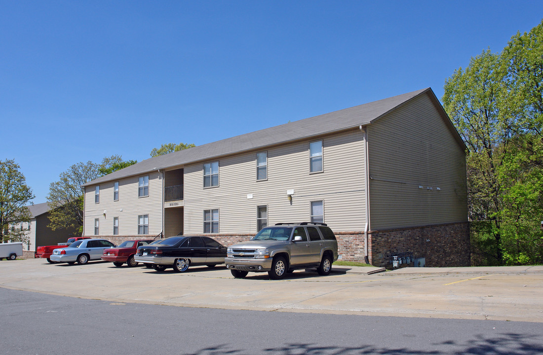 Springvale Apartments in North Little Rock, AR - Building Photo