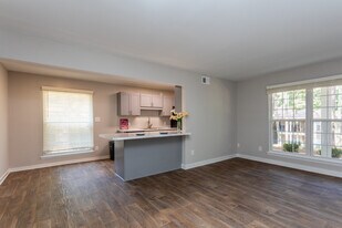 Shellbrook in Raleigh, NC - Building Photo