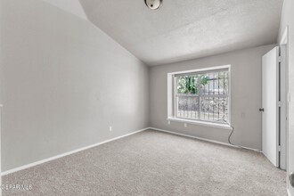 11383 Lake Erie Dr in El Paso, TX - Building Photo - Building Photo