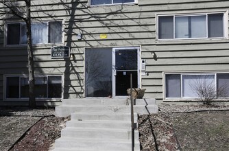 1900 S Clinton Ave in Minneapolis, MN - Building Photo - Building Photo