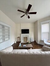 1359 E 57th St in Chicago, IL - Building Photo - Building Photo