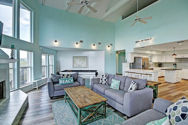 9 La Playa in Port Aransas, TX - Building Photo - Building Photo