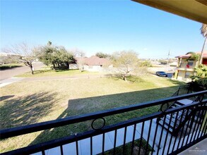 15 Stubbs St in Edinburg, TX - Building Photo - Building Photo