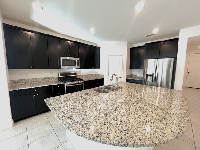 7325 Overture Dr in Reno, NV - Building Photo - Building Photo