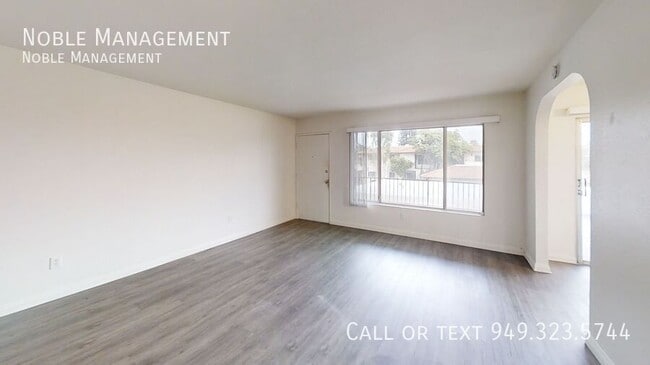 2721 E Almond Ave in Orange, CA - Building Photo - Building Photo