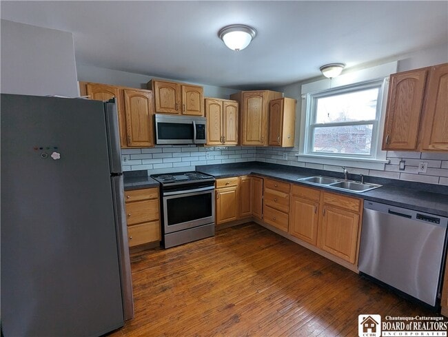 19 Myron Ave in Buffalo, NY - Building Photo - Building Photo