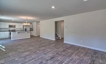 241 Bent Holly Dr in Hopkins, SC - Building Photo - Building Photo