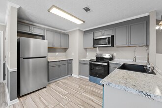 1856 S Barton Dr in Augusta, GA - Building Photo - Building Photo