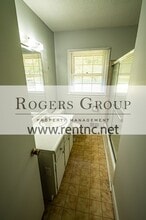 929 Carroll Rd in Henderson, NC - Building Photo - Building Photo